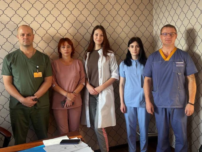 ​​«Очереди к этим выездам»: Продолжается работа медиков вахтовым методом в округах Забайкалья по нацпроекту